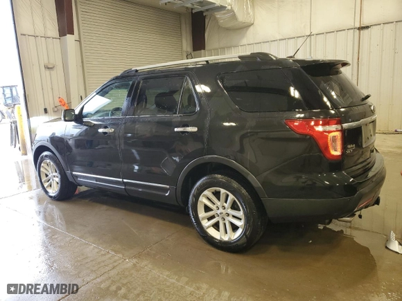 2014 Ford Explorer XLT with VIN 1FM5K8D83EGA29064, listed as a Copart auction lot 52140335 with 191,825 mi miles and Clean Title. Bid and sale history available at carsss.com. Image 2.