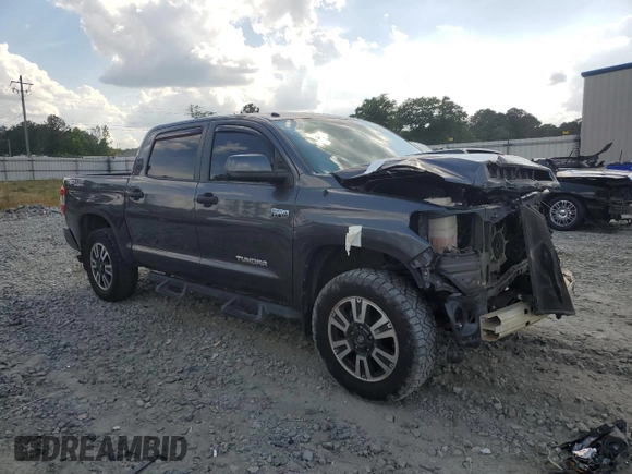 2018 Toyota Tundra SR5 z VIN 5TFDW5F11JX734412, wystawiony jako Copart lot #54765305 z przebiegiem 135 009 mil mil oraz Szkoda całkowita • Salvage title. Historia ofert i sprzedaży dostępna na DreamBid. Obrazek 4.