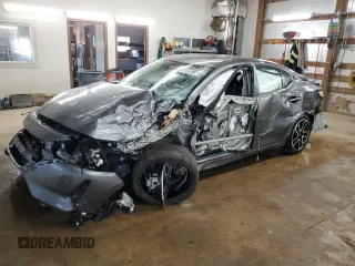 2025 Nissan Sentra SR z VIN 3N1AB8DV6SY320633, wystawiony jako Copart lot #59085515 z przebiegiem Nie podano mil oraz Nie do naprawy • Non repairable. Historia ofert i sprzedaży dostępna na DreamBid. Obrazek 1.