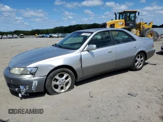 2000 Lexus ES 300 with VIN JT8BF28G0Y0255147, listed as a Copart auction lot 61464825 with 144,601 mi miles and Clean title. Bid and sale history available at DreamBid. Image 1.