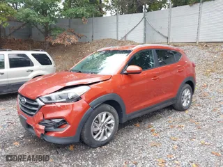 2016 Hyundai Tucson SE with VIN KM8J33A49GU118366, listed as a IAAI auction lot 40450987 with 89,118 mi miles. Bid and sale history available at carsss.com. Image 2.