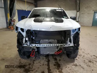 2022 Chevrolet Silverado 1500 Custom Trail Boss with VIN 3GCPDCEK8NG625750, listed as a Copart auction lot 81053304 with 33,151 mi miles and Salvage Title. Bid and sale history available at carsss.com. Image 5.