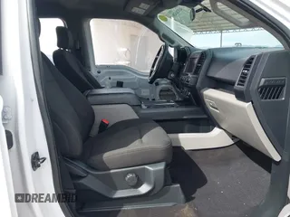 2020 Ford F-150 XL z VIN 1FTEW1CP5LKE39528, wystawiony jako IAAI lot #41826420 z przebiegiem 44 570 mil mil oraz . Historia ofert i sprzedaży dostępna na DreamBid. Obrazek 5.