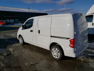 2019 Nissan NV200 Compact Cargo S with VIN 3N6CM0KN7KK695418, listed as a Copart auction lot 39541683 with 223,408 mi miles. Bid and sale history available at carsss.com. Image 2.