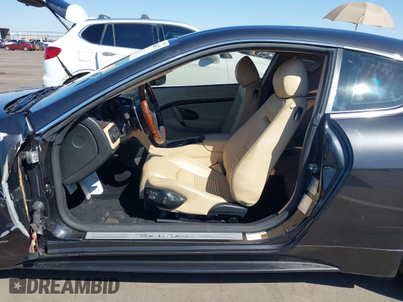2009 Maserati GranTurismo с VIN ZAMHL45A390047969, выставлен на аукционе IAAI как лот 41864637 с пробегом 37 590 миль миль и . История ставок и продаж доступна на DreamBid. Изображение 15.