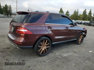 2013 Mercedes-Benz M 350 z VIN 4JGDA5JB7DA215849, wystawiony jako Copart lot #42850805 z przebiegiem Nie podano mil oraz Szkoda całkowita • Salvage title. Historia ofert i sprzedaży dostępna na DreamBid. Obrazek 3.