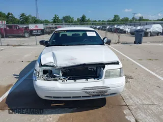 2009 Ford Police Interceptor with VIN 2FAHP71V99X141896, listed as a IAAI auction lot 39829556 with Not provided miles and . Bid and sale history available at DreamBid. Image 13.