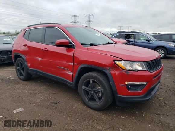 2019 Jeep Compass Latitude z VIN 3C4NJCBBXKT615468, wystawiony jako Copart lot #57355845 z przebiegiem 74 164 mil mil oraz Szkoda całkowita • Salvage title. Historia ofert i sprzedaży dostępna na DreamBid. Obrazek 4.