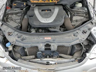 2007 Mercedes-Benz R-Class 3.5L with VIN 4JGCB65E17A038187, listed as a Copart auction lot 70896134 with 9,338 mi miles and Salvage Title. Bid and sale history available at carsss.com. Image 13.