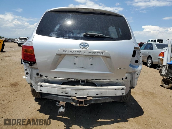 2010 Toyota Highlander with VIN 5TDBK3EH1AS033378, listed as a Copart auction lot 62781295 with 189,082 mi miles and Salvage title. Bid and sale history available at DreamBid. Image 6.