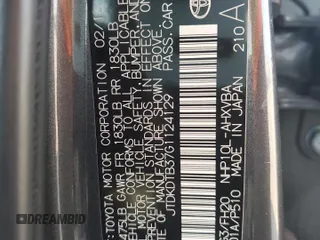 2016 Toyota Prius One z VIN JTDKDTB37G1124129, wystawiony jako Copart lot #51744455 z przebiegiem 105 422 mil mil oraz Szkoda całkowita • Salvage title. Historia ofert i sprzedaży dostępna na DreamBid. Obrazek 12.