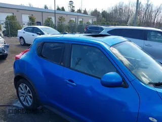 2011 Nissan Juke SL with VIN JN8AF5MV6BT017333, listed as a IAAI auction lot 41888660 with 82,059 mi miles. Bid and sale history available at carsss.com. Image 6.