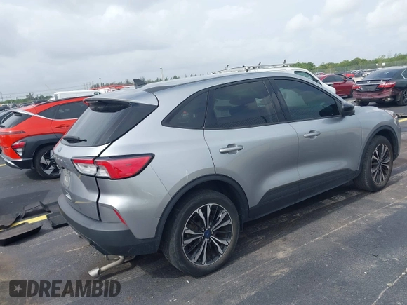 2022 Ford Escape SE with VIN 1FMCU0G65NUB54890, listed as a IAAI auction lot 42434980 with 25,991 mi miles and . Bid and sale history available at DreamBid. Image 4.