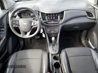 2021 Chevrolet Trax LT z VIN KL7CJPSM6MB372971, wystawiony jako Copart lot #50613055 z przebiegiem 60 705 mil mil oraz Szkoda całkowita • Salvage title. Historia ofert i sprzedaży dostępna na DreamBid. Obrazek 8.