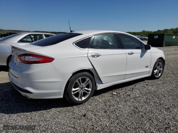 2015 Ford Fusion Energi Titanium with VIN 3FA6P0SU9FR253600, listed as a Copart auction lot 53632545 with 40,538 mi miles and Clean Title. Bid and sale history available at carsss.com. Image 3.