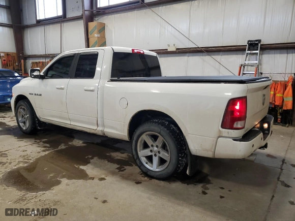 2009 Dodge Ram 1500 ST with VIN 1D3HB18T29S808764, listed as a Copart auction lot 84760094 with 291,165 mi miles and Clean Title. Bid and sale history available at carsss.com. Image 2.