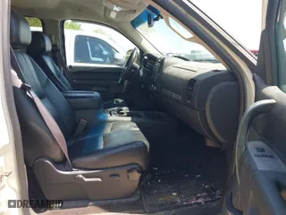 2012 Chevrolet Silverado 1500 LT with VIN 3GCPKSE73CG146306, listed as a IAAI auction lot 41997096 with 180,272 mi miles. Bid and sale history available at carsss.com. Image 5.