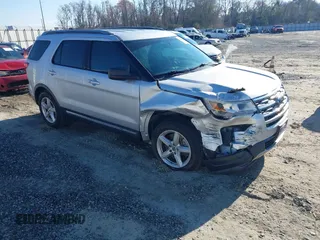 2018 Ford Explorer XLT z VIN 1FM5K7D86JGA95905, wystawiony jako IAAI lot #41661996 z przebiegiem 83 443 mil mil oraz . Historia ofert i sprzedaży dostępna na DreamBid. Obrazek 1.