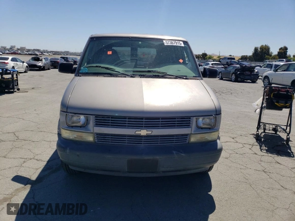 2003 Chevrolet Astro Cargo z VIN 1GCDM19X73B137764, wystawiony jako Copart lot #57367915 z przebiegiem Nie podano mil oraz Czysty tytuł • Clean title. Historia ofert i sprzedaży dostępna na DreamBid. Obrazek 5.
