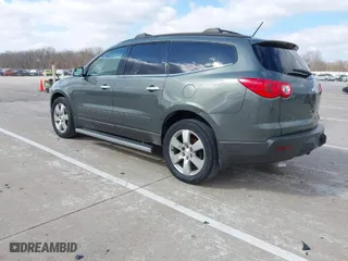 2011 Chevrolet Traverse LT w/1LT with VIN 1GNKRGED9BJ373576, listed as a IAAI auction lot 42026139 with 113,816 mi miles. Bid and sale history available at carsss.com. Image 3.
