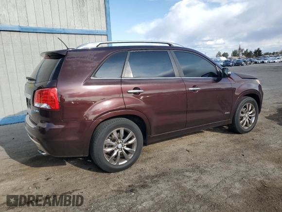 2013 Kia Sorento SX with VIN 5XYKWDA25DG384405, listed as a Copart auction lot 51338295 with 143,867 mi miles and Salvage Title. Bid and sale history available at carsss.com. Image 3.