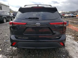 2021 Toyota Highlander L with VIN 5TDCZRBH7MS124411, listed as a Copart auction lot 44860965 with 47,504 mi miles and Salvage Title. Bid and sale history available at carsss.com. Image 6.
