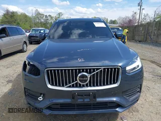 2021 Volvo XC90 Momentum с VIN YV4A22PK3M1689322, выставлен на аукционе IAAI как лот 42005314 с пробегом 49 316 миль миль и . История ставок и продаж доступна на DreamBid. Изображение 13.