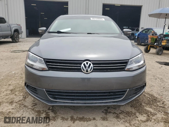 2013 Volkswagen Jetta SE с VIN 3VWDX7AJ7DM426295, выставлен на аукционе Copart как лот 55739005 с пробегом 212 804 миль миль и Списание • Salvage title. История ставок и продаж доступна на DreamBid. Изображение 5.