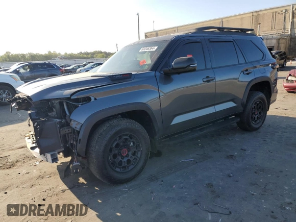2023 Toyota Sequoia SR5 with VIN 7SVAAABA8PX010375, listed as a Copart auction lot 68346364 with 15,326 mi miles and Salvage Title. Bid and sale history available at carsss.com. Image 1.