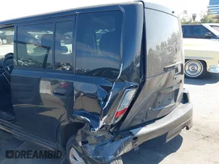 2005 Scion xB with VIN JTLKT324150208014, listed as a IAAI auction lot 41884671 with 201,527 mi miles. Bid and sale history available at carsss.com. Image 6.
