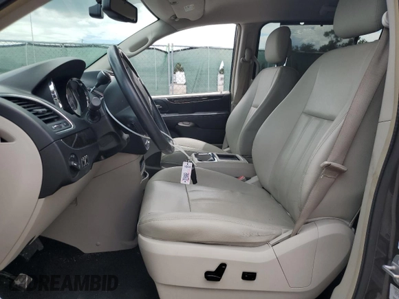 2016 Chrysler Town & Country Touring with VIN 2C4RC1BG2GR247759, listed as a Copart auction lot 68791534 with 121,758 mi miles and Salvage Title. Bid and sale history available at DreamBid. Image 7.