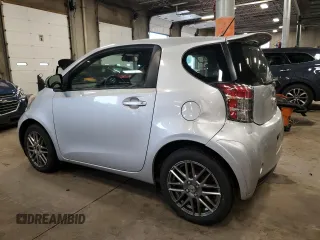2012 Scion iQ с VIN JTNJJXB05CJ011304, выставлен на аукционе Copart как лот 62499595 с пробегом 108 924 миль миль и Списание • Salvage title. История ставок и продаж доступна на DreamBid. Изображение 2.