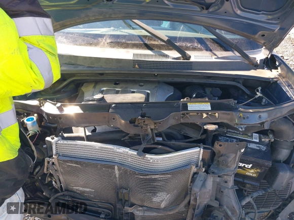 2006 Hyundai Tucson GLS with VIN KM8JN12DX6U450246, listed as a IAAI auction lot 41276888 with 184,493 mi miles. Bid and sale history available at carsss.com. Image 10.