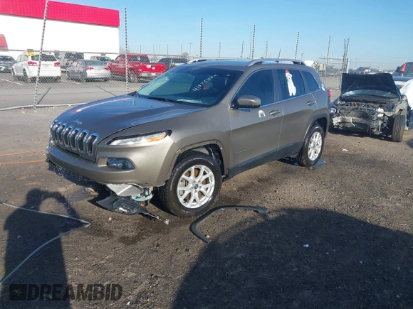 2018 Jeep Cherokee Latitude Plus with VIN 1C4PJMLB7JD576453, listed as a IAAI auction lot 41875382 with 81,298 mi miles. Bid and sale history available at carsss.com. Image 20.