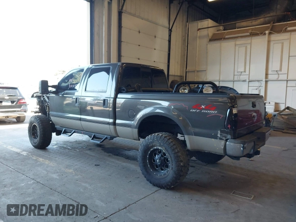 2008 Ford Super Duty F-250 SRW XL with VIN 1FTSW21R48EC94744, listed as a IAAI auction lot 41682226 with 115,420 mi miles. Bid and sale history available at carsss.com. Image 3.