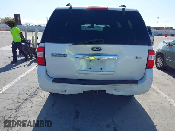 2009 Ford Expedition Limited z VIN 1FMFU19549EB07342, wystawiony jako IAAI lot #42356024 z przebiegiem 193 416 mil mil oraz . Historia ofert i sprzedaży dostępna na DreamBid. Obrazek 6.
