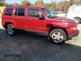 2012 Jeep Patriot Sport with VIN 1C4NJRBBXCD525330, listed as a Copart auction lot 77744554 with 170,549 mi miles and Salvage Title. Bid and sale history available at carsss.com. Image 4.
