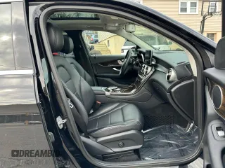 2018 Mercedes-Benz GLC with VIN WDC0G4KB0JF326617, listed as a Copart auction lot 52226295 with 152,234 mi miles and Clean Title. Bid and sale history available at carsss.com. Image 7.