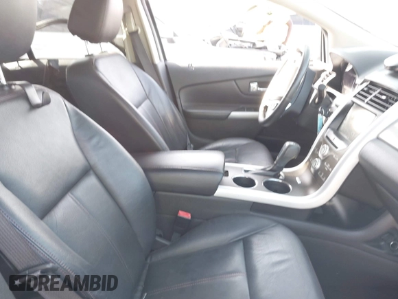 2013 Ford Edge SEL with VIN 2FMDK3JC3DBE33138, listed as a IAAI auction lot 41793707 with 119,115 mi miles. Bid and sale history available at carsss.com. Image 5.