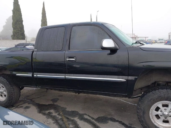 2002 GMC New Sierra 1500 SLE with VIN 1GTEC19V32Z256472, listed as a IAAI auction lot 41512555 with NaN miles. Bid and sale history available at carsss.com. Image 14.