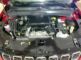 2025 Jeep Compass Limited z VIN 3C4NJDCN3ST576981, wystawiony jako Copart lot #84431905 z przebiegiem 16 081 mil mil oraz Szkoda całkowita • Salvage title. Historia ofert i sprzedaży dostępna na DreamBid. Obrazek 15.