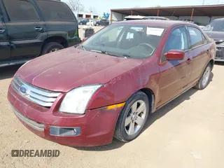 2007 Ford Fusion SE with VIN 3FAHP07117R235679, listed as a IAAI auction lot 42081050 with 139,134 mi miles. Bid and sale history available at carsss.com. Image 2.