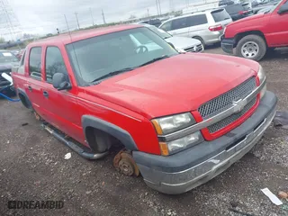 2003 Chevrolet Avalanche with VIN 3GNEC13TX3G271681, listed as a IAAI auction lot 41916390 with 194,898 mi miles. Bid and sale history available at carsss.com. Image 1.