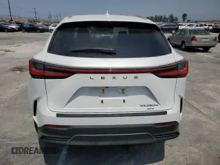 2024 Lexus NX 450h+ Luxury z VIN JTJHKCFZ2R2026067, wystawiony jako Copart lot #55675494 z przebiegiem 10 557 mil mil oraz Szkoda całkowita • Salvage title. Historia ofert i sprzedaży dostępna na DreamBid. Obrazek 6.