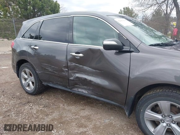 2011 Acura MDX with VIN 2HNYD2H26BH547873, listed as a IAAI auction lot 42061470 with 179,997 mi miles. Bid and sale history available at carsss.com. Image 6.