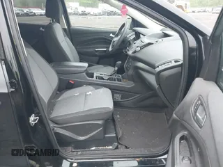 2017 Ford Escape SE with VIN 1FMCU9GD3HUD90154, listed as a IAAI auction lot 42181078 with 106,143 mi miles and . Bid and sale history available at DreamBid. Image 5.