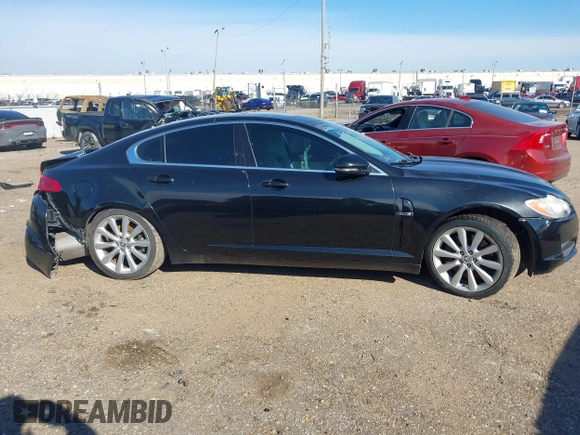 2010 Jaguar XF Premium Luxury with VIN SAJWA0GB9ALR58747, listed as a IAAI auction lot 41261594 with 1 mi miles. Bid and sale history available at carsss.com. Image 13.