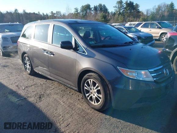 2013 Honda Odyssey EX-L with VIN 5FNRL5H64DB034860, listed as a IAAI auction lot 42013204 with 104,314 mi miles and . Bid and sale history available at carsss.com. Image 13.