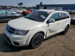 2019 Dodge Journey SE z VIN 3C4PDCBG0KT869489, wystawiony jako Copart lot #63844635 z przebiegiem 151 927 mil mil oraz Czysty tytuł • Clean title. Historia ofert i sprzedaży dostępna na DreamBid. Obrazek 1.
