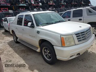 2006 Cadillac Escalade EXT z VIN 3GYEK62N46G212572, wystawiony jako IAAI lot #41972296 z przebiegiem 159 861 mil mil oraz . Historia ofert i sprzedaży dostępna na DreamBid. Obrazek 1.